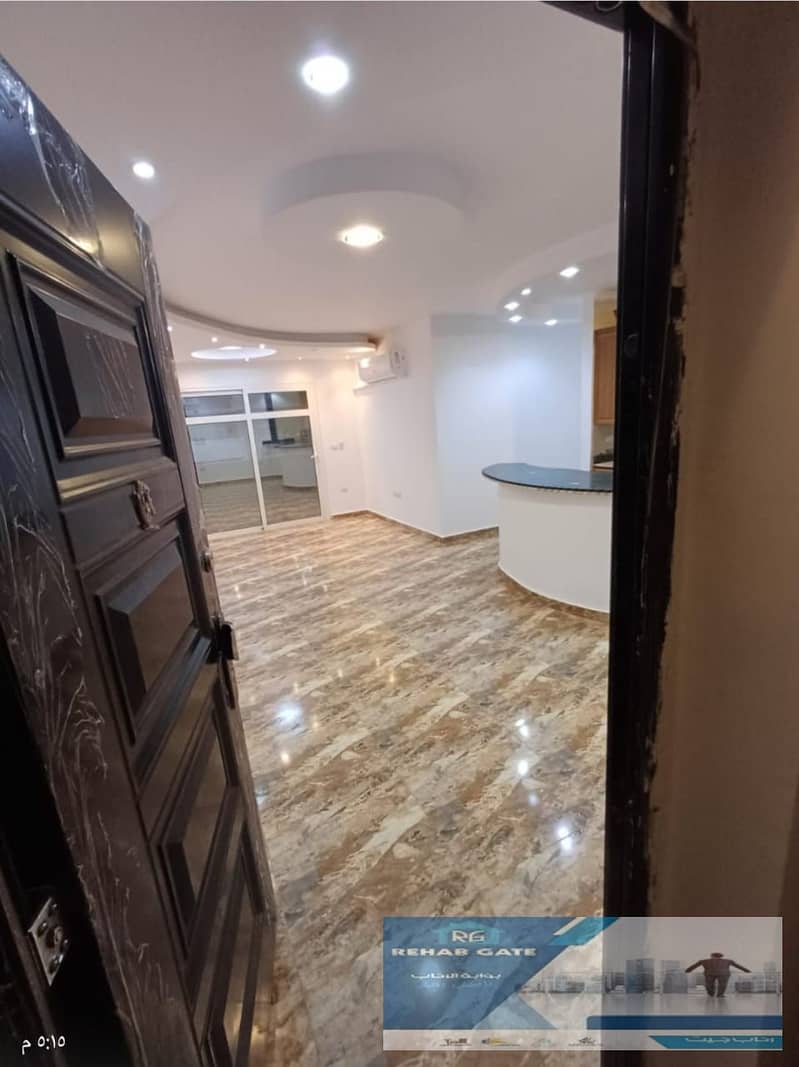 3 c86574f9-a805-4cab-8144-21af7859d030. jpg