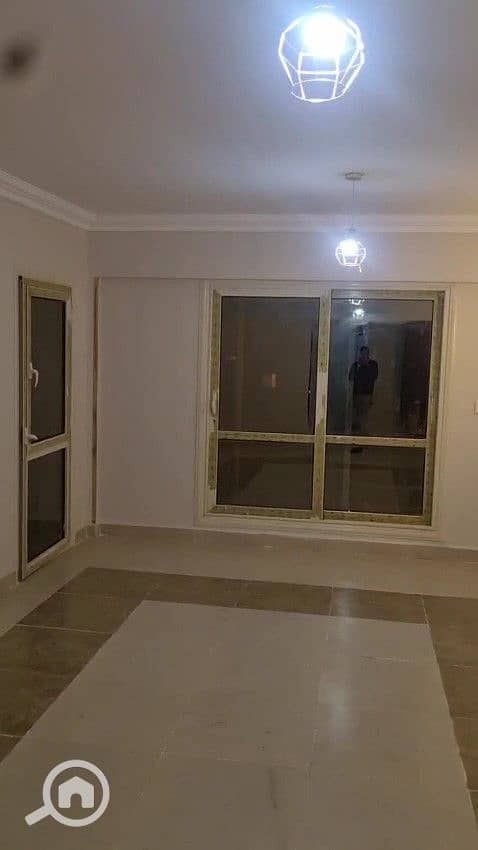 2 WhatsApp Video 2025-12-16 at 22.42. 02_6a4500ba - frame at 0m10s. jpg