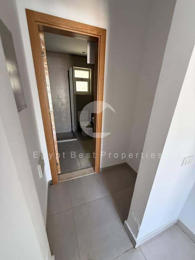 5 WhatsApp Image 2025-12-18 at 12.02. 02 PM (3). jpeg