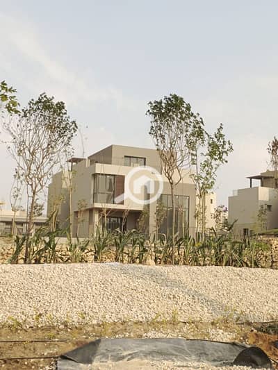 3 Bedroom Townhouse for Sale in New Heliopolis, Cairo - WhatsApp Image 2025-12-18 at 3.27. 18 PM. jpeg 3 Bedroom Townhouse for Sale in New Heliopolis, Cairo - WhatsApp Image 2025-12-18 at 3.27. 18 PM. jpeg