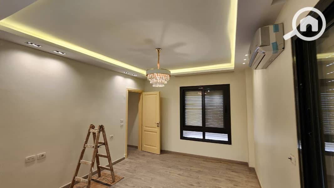 4 WhatsApp Image 2025-12-18 at 14.03. 35 (2). jpeg