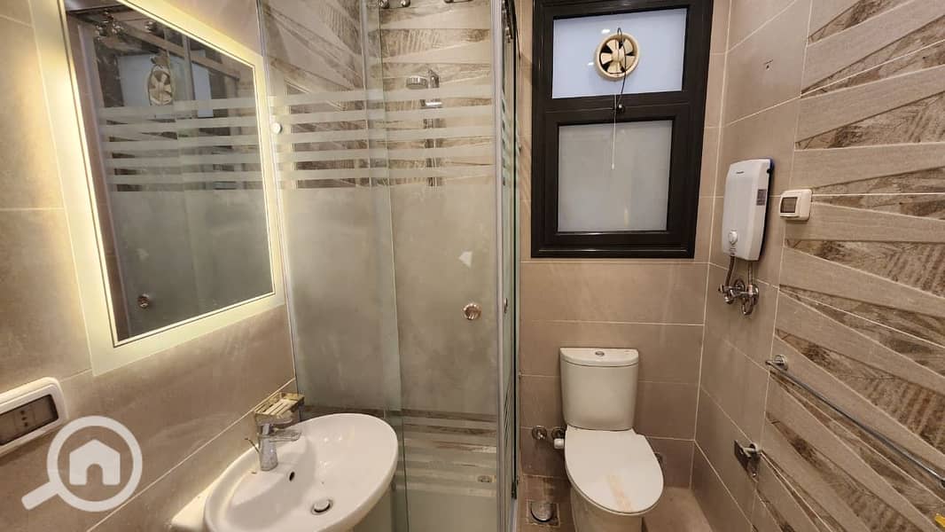 11 WhatsApp Image 2025-12-18 at 14.03. 33 (1). jpeg