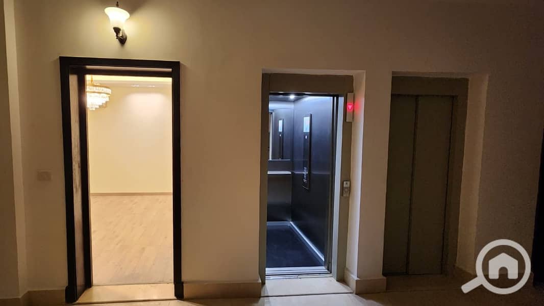 12 WhatsApp Image 2025-12-18 at 14.03. 33. jpeg