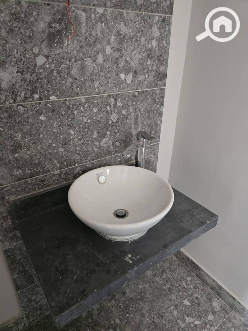 2 WhatsApp Image 2025-11-18 at 1.37. 54 PM. jpeg