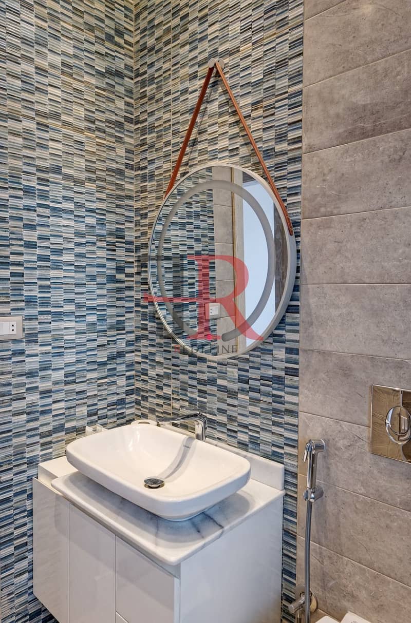 5 WhatsApp Image 2025-12-18 at 3.35. 46 PM (2). jpeg