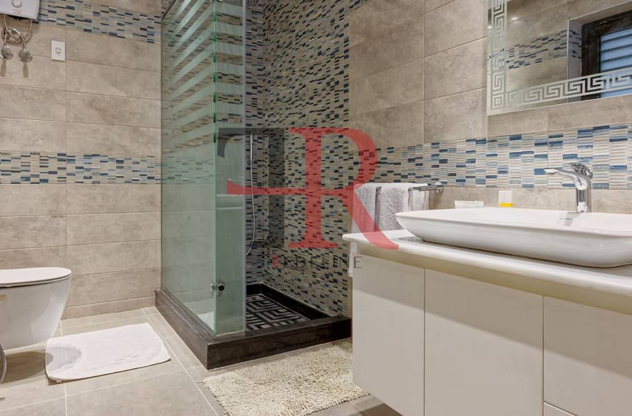 11 WhatsApp Image 2025-12-18 at 3.35. 48 PM (3). jpeg