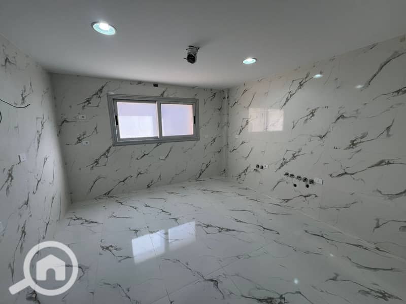 6 80295a9a-5dd6-4ac5-847d-74956e32045c. jpg