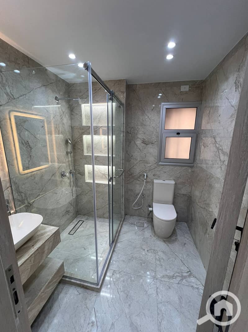 7 ef99db70-c873-4986-8463-8c6c09a903c9. jpg