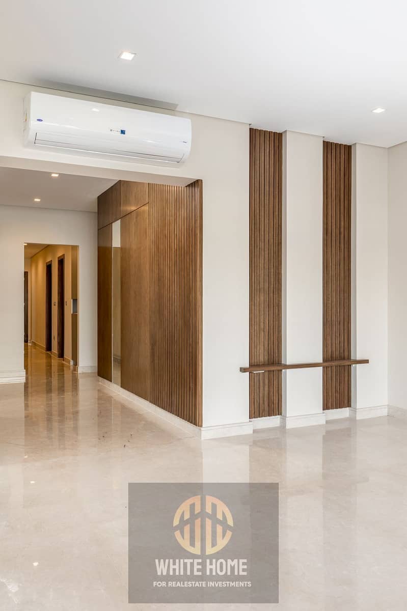 4 718a7ef7-eeaa-4c2e-a950-1889f3a6470a. jpeg