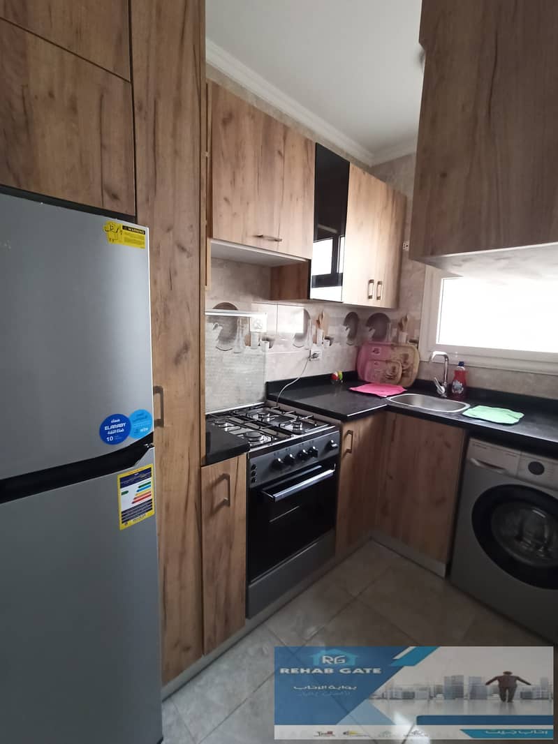 6 c451c3c4-6e46-4e0b-afae-5f0fd5357d82. jpg