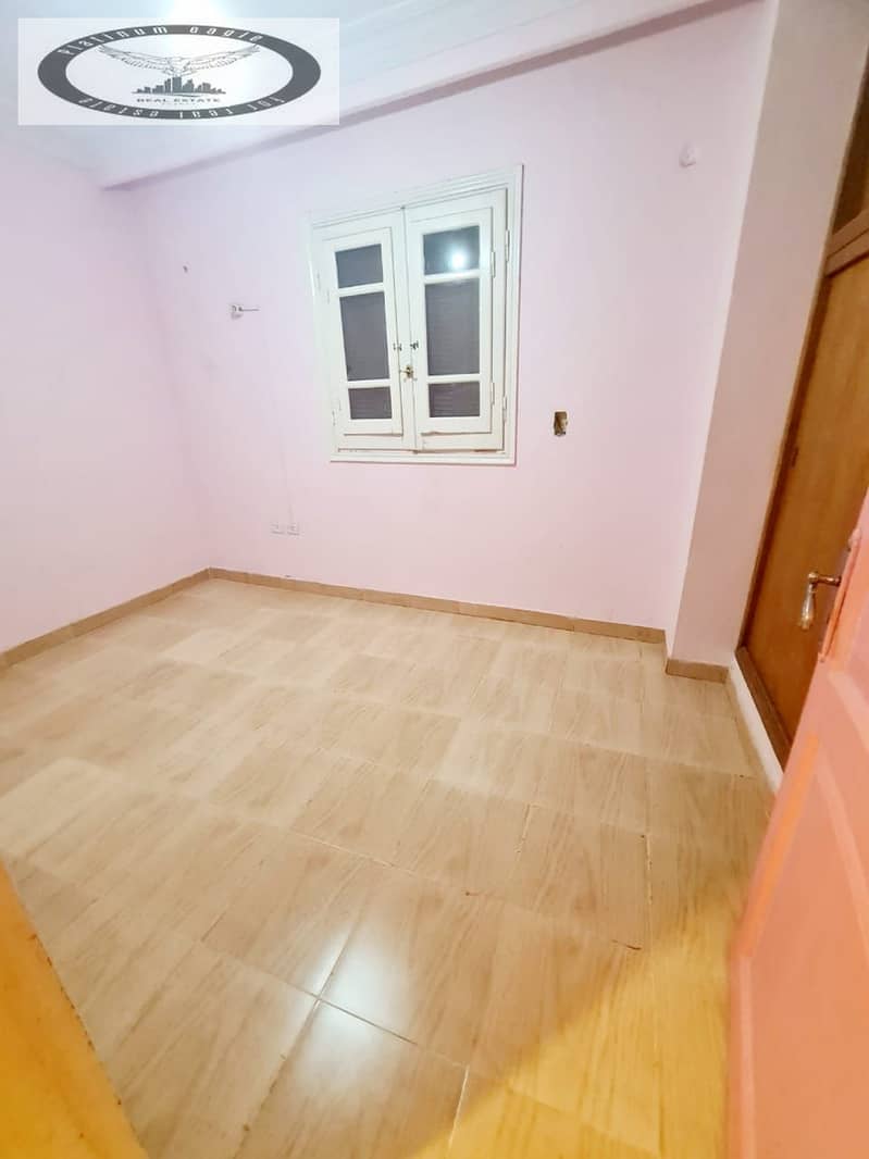 9 a7d8e5b8-793e-4770-9236-bba0e22a2de7. jpg