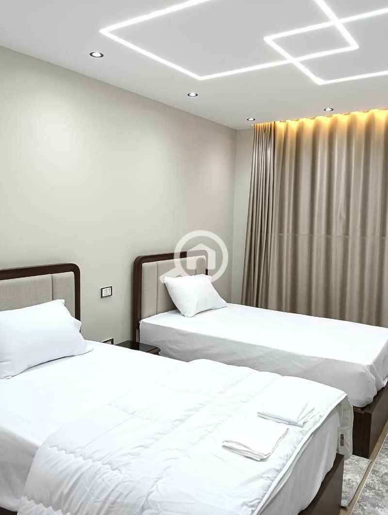 2 WhatsApp Image 2025-09-01 at 5.41. 10 PM (4). jpeg