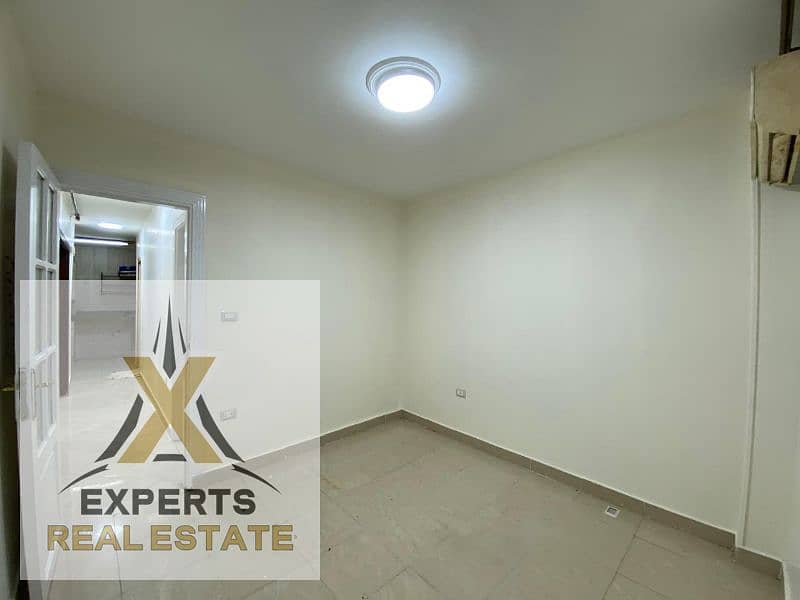 10 WhatsApp Image 2025-12-18 at 2.38. 40 PM (2). jpg