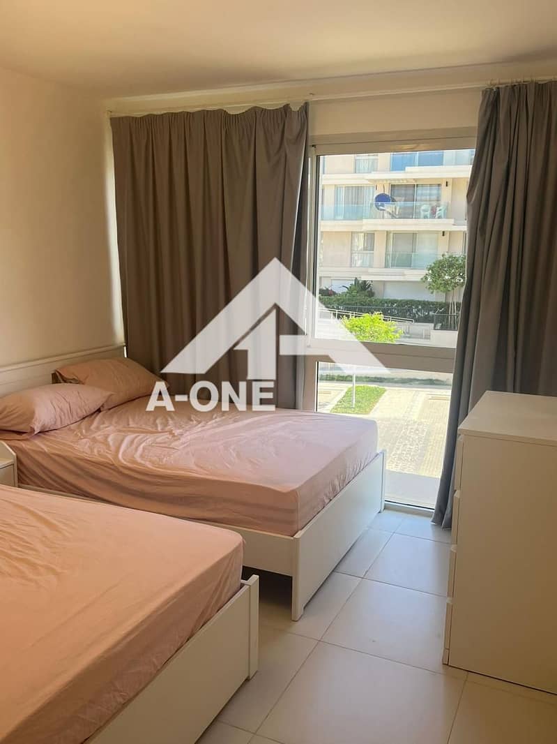 8 2d276495-6cae-430e-a127-155d40863d3a. jpg