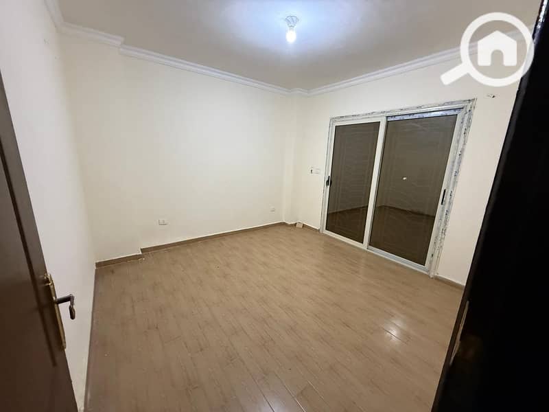 2 WhatsApp Image 2025-12-02 at 16.33. 00_4e5b65ef. jpg