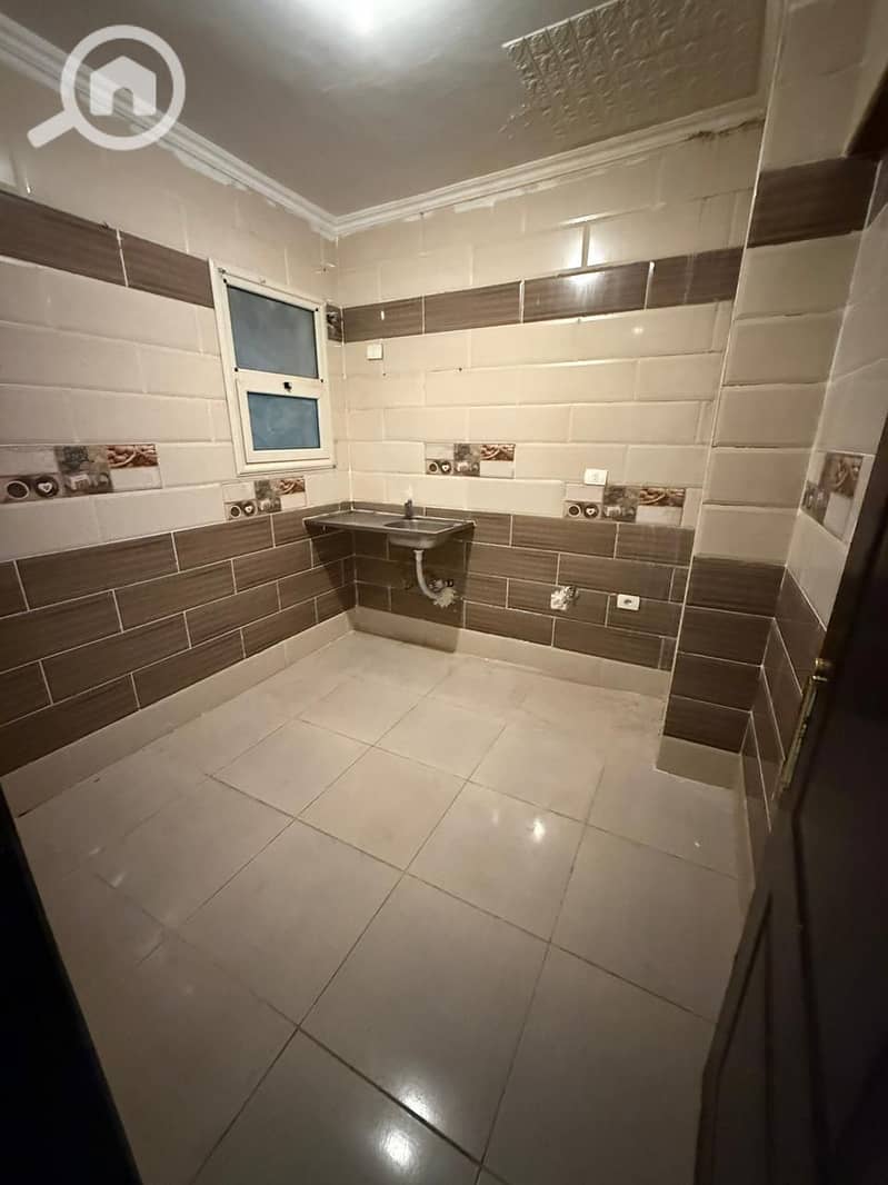 3 WhatsApp Image 2025-12-02 at 16.33. 17_b594ceb8. jpg