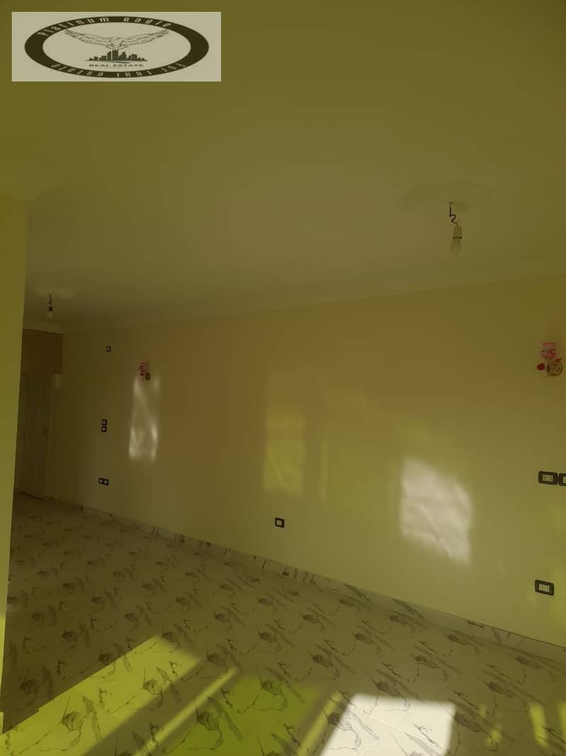 2 793e1d9f-522a-49ac-b035-b765b8055020. jpg