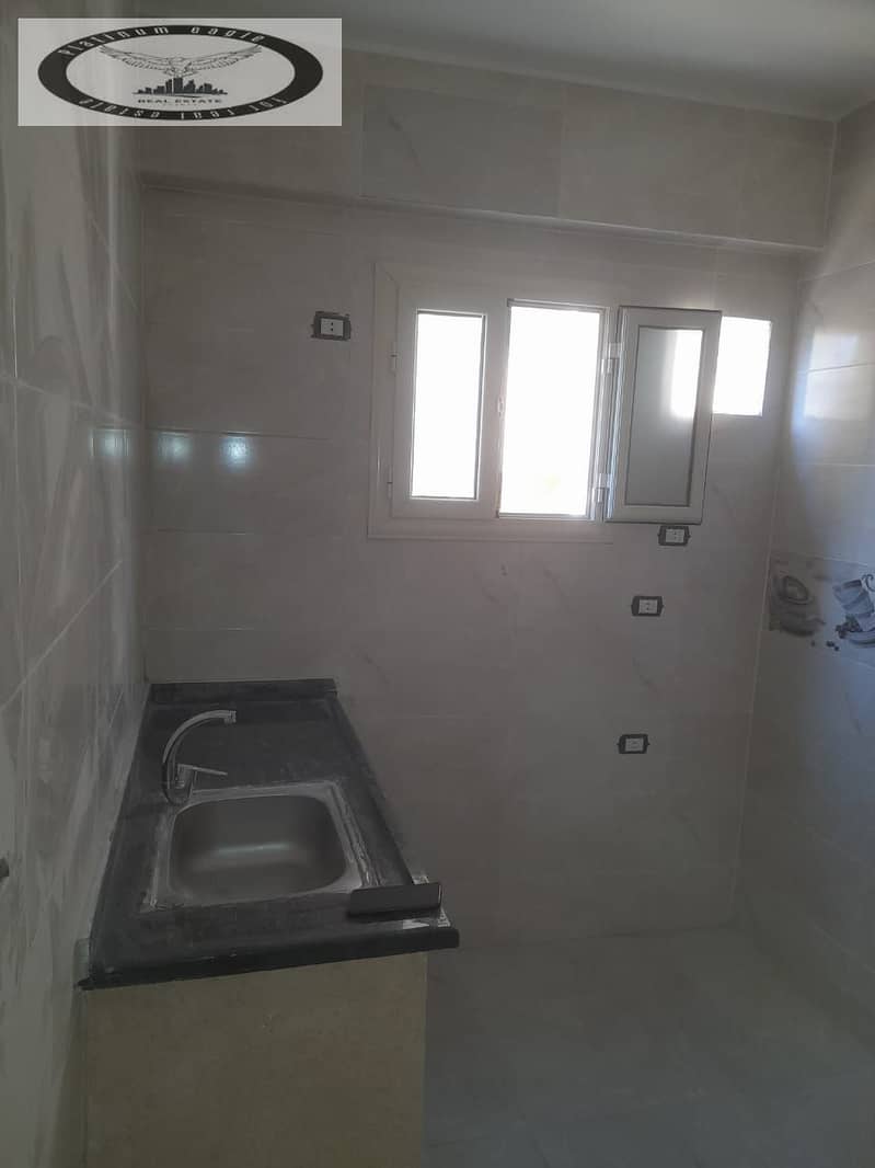 9 e3005149-87ea-43c9-83fe-c93caeb50a8f. jpg