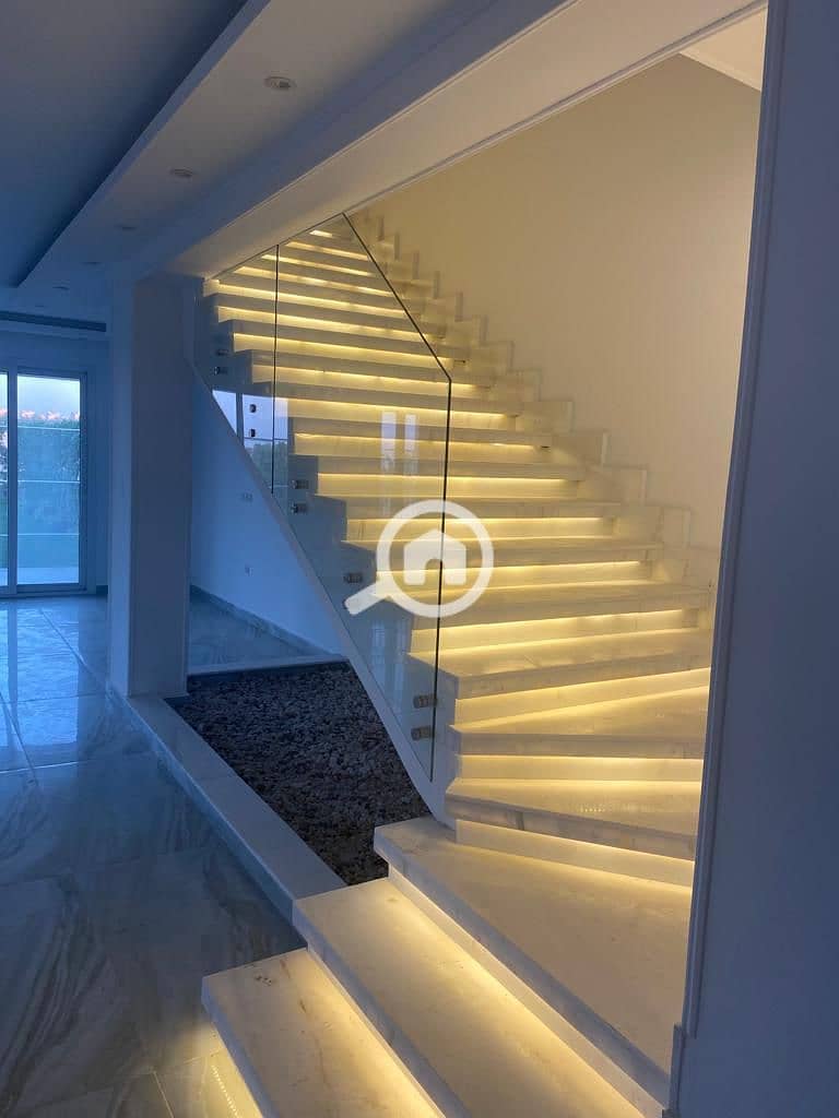 4 WhatsApp Image 2025-12-18 at 3.43. 29 PM (1). jpeg