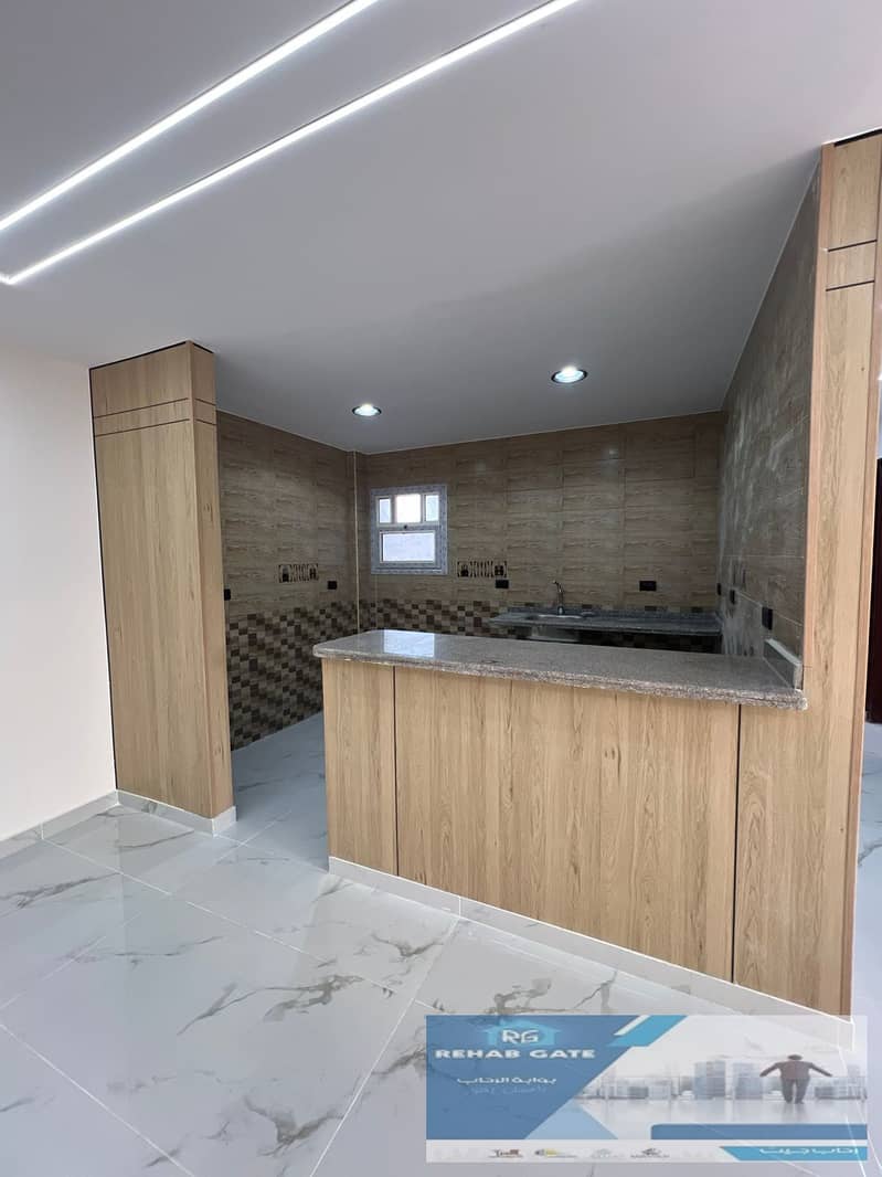 9 85c30c3e-a9ed-4f4e-99a3-62aad611c458. jpg