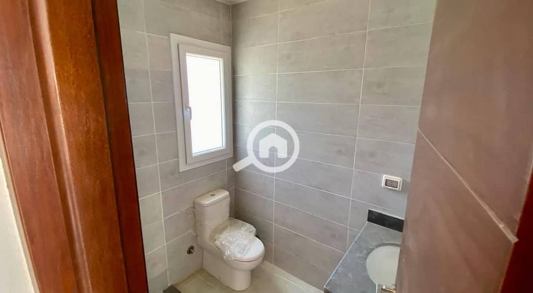 5 WhatsApp Image 2025-12-18 at 3.48. 50 PM (2). jpeg