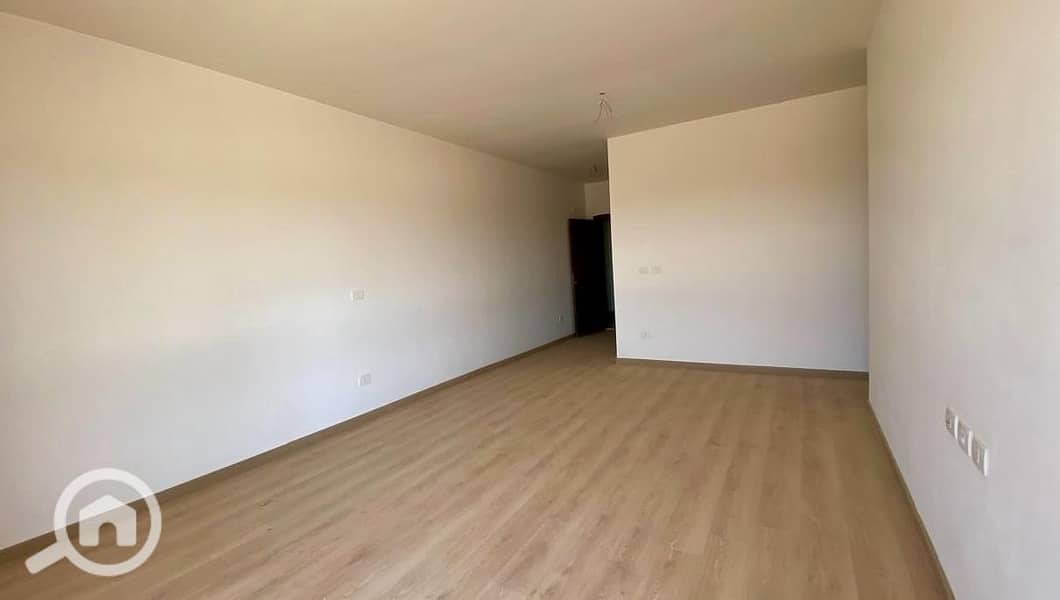 9 WhatsApp Image 2025-12-18 at 3.48. 51 PM (1). jpeg