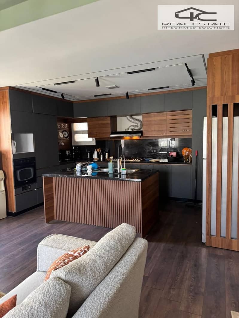 5 WhatsApp Image 2025-12-17 at 4.01. 23 PM (2). jpeg