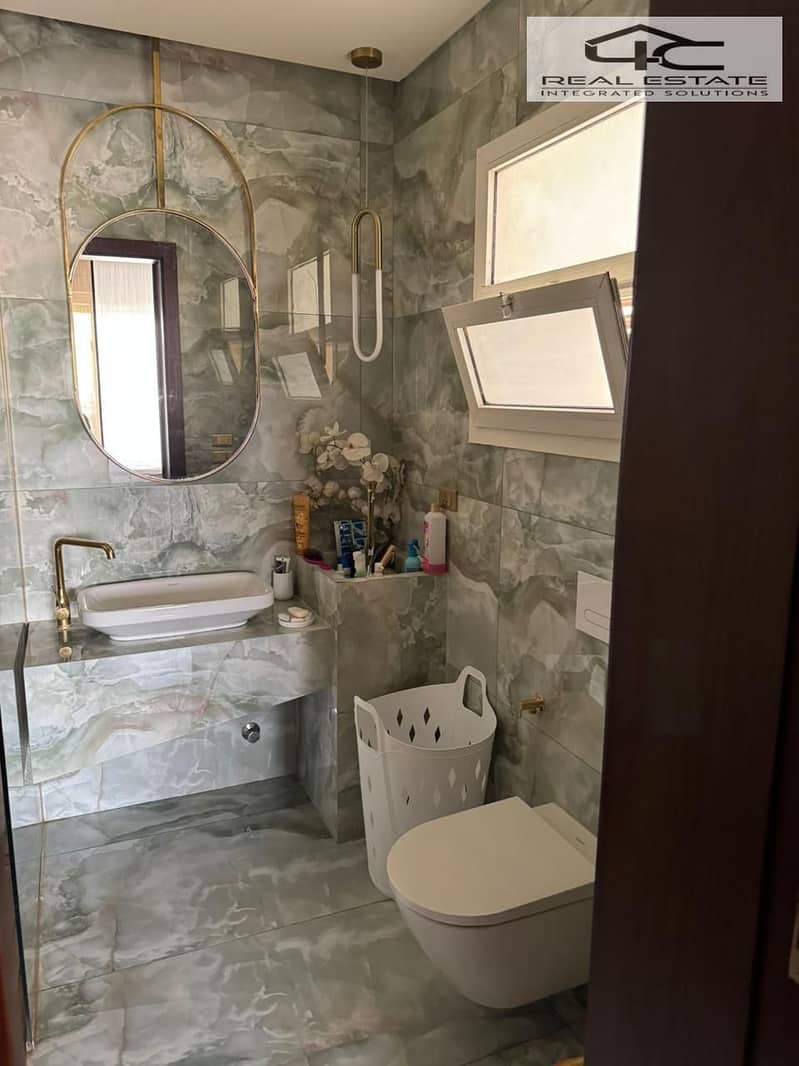 10 WhatsApp Image 2025-12-17 at 4.01. 21 PM. jpeg