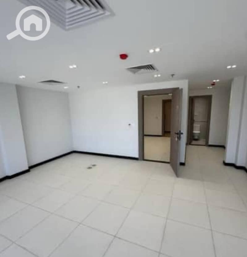 10 WhatsApp Image 2025-12-18 at 4.04. 02 PM. jpeg