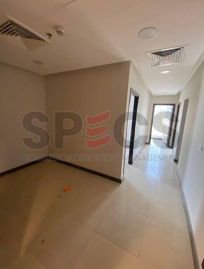 4 35b68d5e-cc4f-408b-90ba-34bafa8e9f1f. jpg