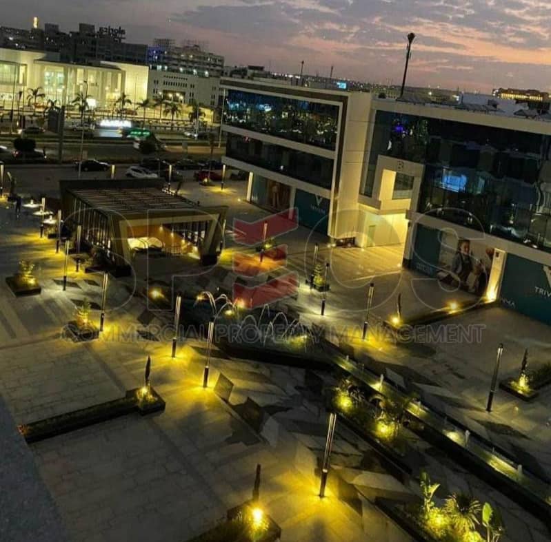 5 157f84a4-a6c9-4183-8ebd-6df06fe0b7e3. jpg