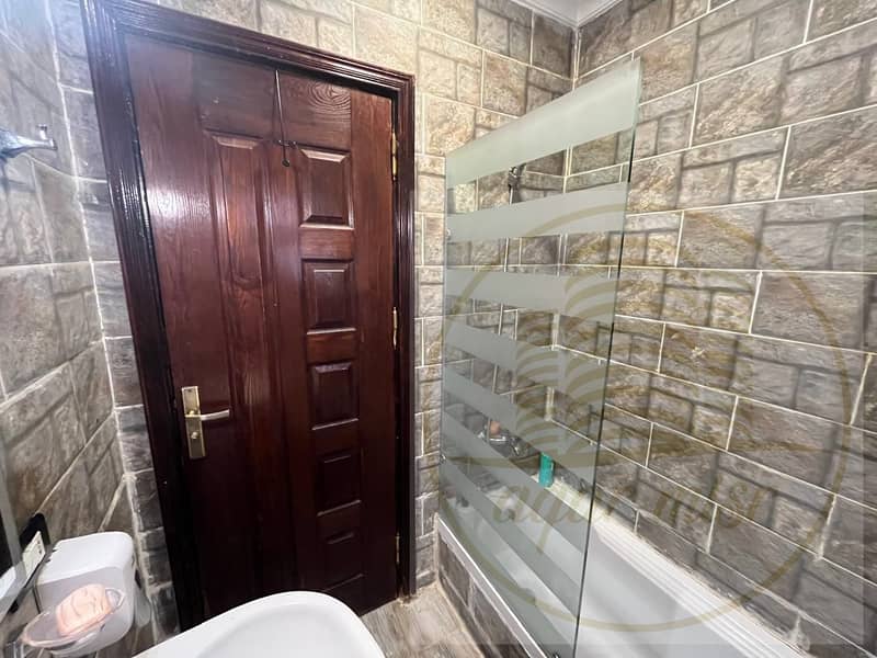 8 WhatsApp Image 2025-12-16 at 4.21. 35 PM (2). jpeg