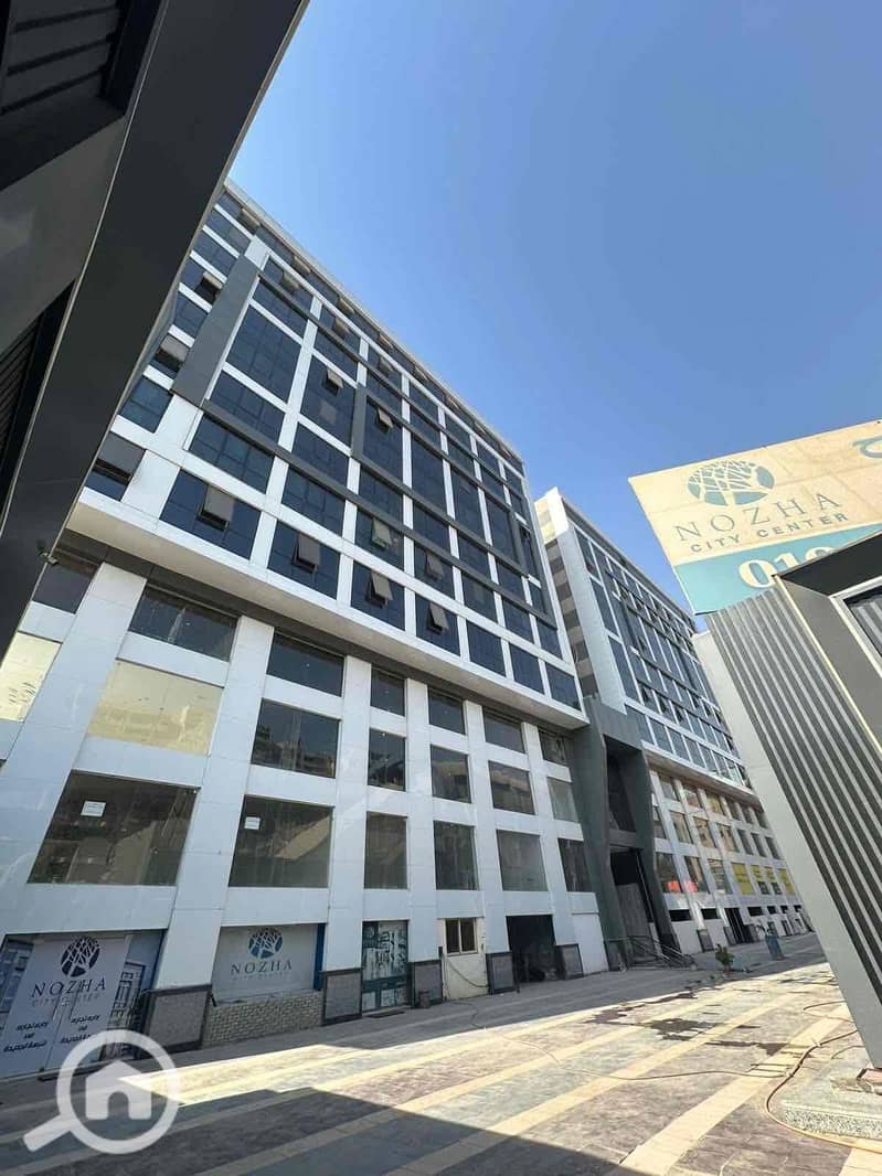 7 b4f69095-f4ee-4910-92dc-8c52e7e73ec4. jpg