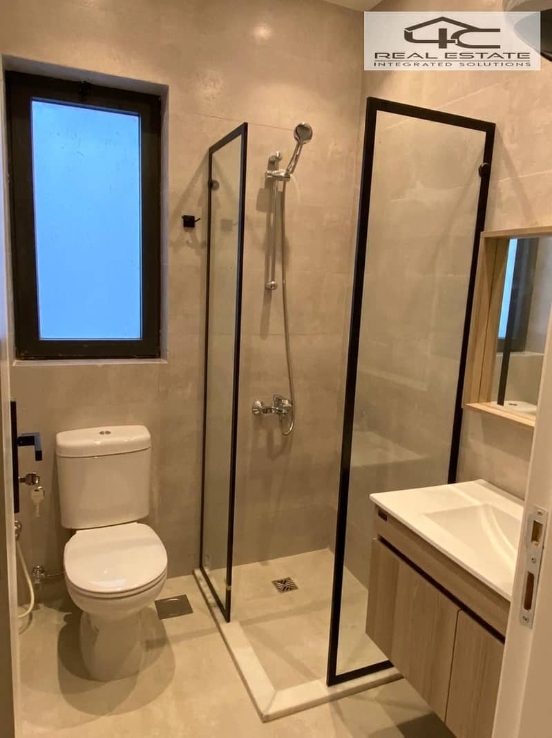 11 WhatsApp Image 2025-12-18 at 4.48. 52 AM (1). jpeg