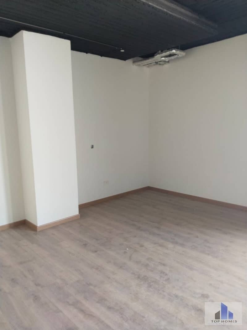 6 WhatsApp Image 2025-12-17 at 12.10. 30 PM (1). jpeg