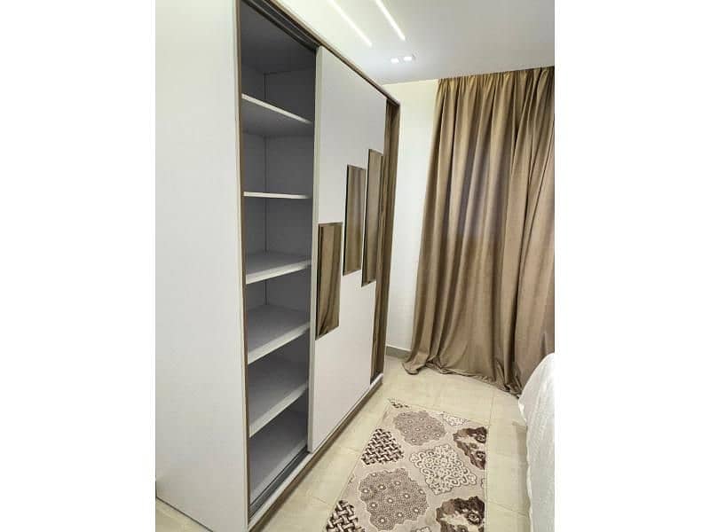 5 WhatsApp Image 2025-12-16 at 12.29. 18 PM (3). jpg