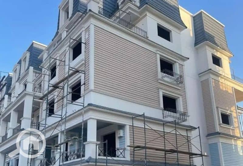 15 8418215-c1f0fo. jpg