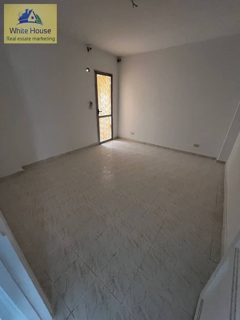 10 WhatsApp Image 2025-09-14 at 6.59. 42 PM. jpeg