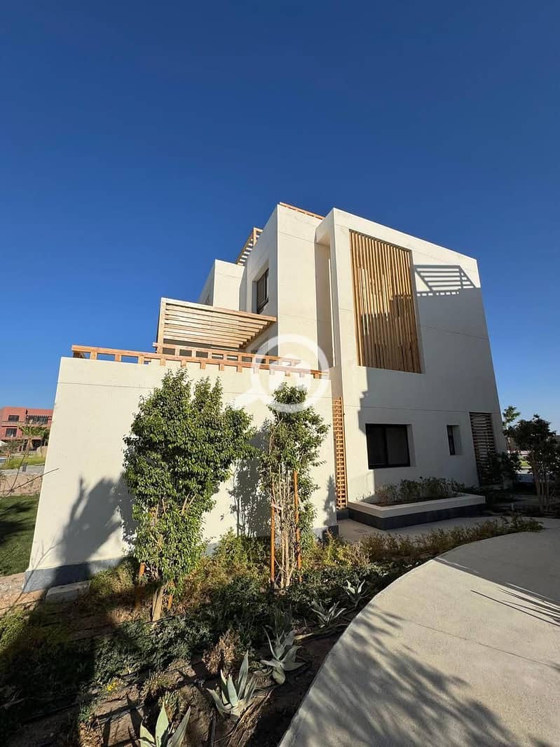 5 WhatsApp Image 2025-12-16 at 11.57. 24 AM. jpeg