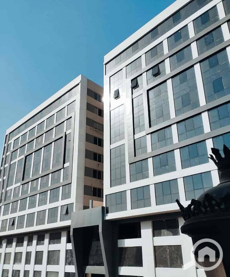 6 b9f64839-9c1a-4c7d-a755-5fa8ef80d6a3. jpg