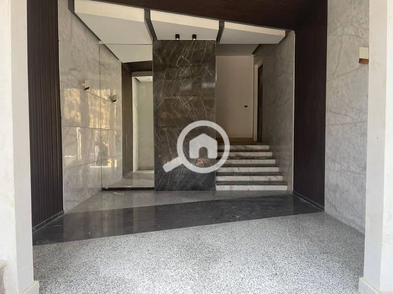 2 WhatsApp Image 2025-10-20 at 6.20. 41 PM (1). jpeg