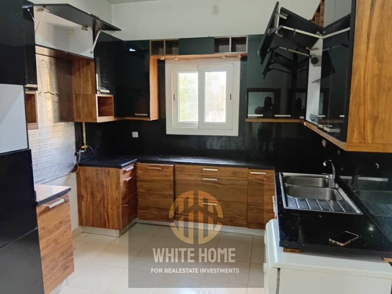 6 ecf6f3a2-cc0c-4abd-a594-9f3256365941. jpeg