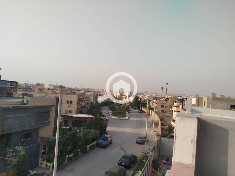 14 4fef0f4e-eedb-4314-8734-37b638ef7410. jpg