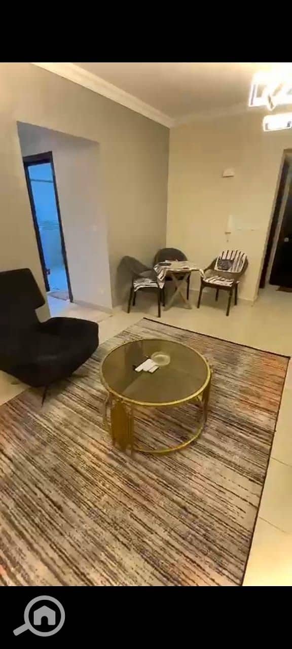 4 90dc2873-b917-4d68-96c4-11ff288e4296. jpeg