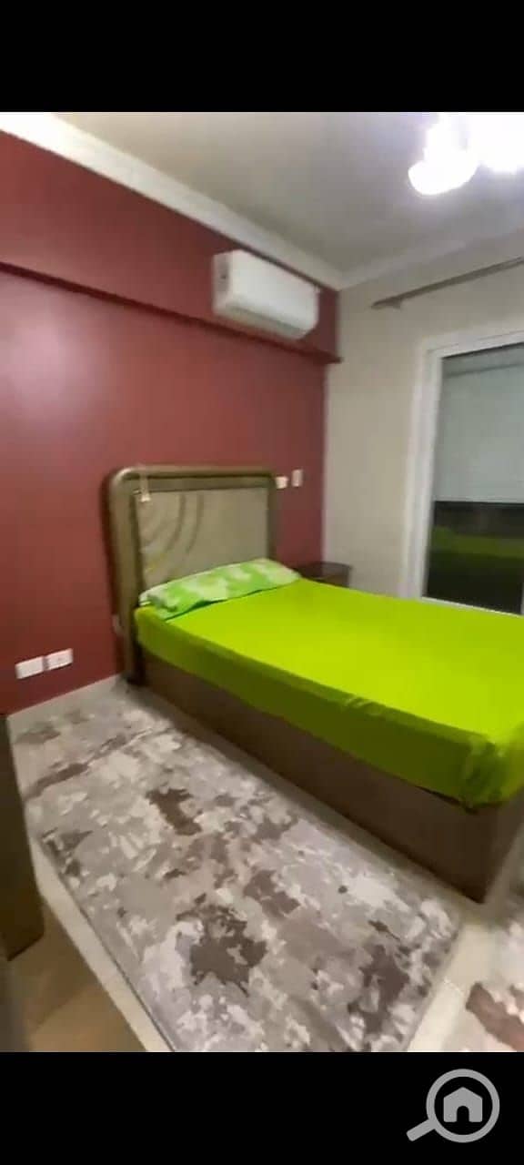 5 c6165170-e904-4ad1-8f74-982cea58d9a1. jpeg