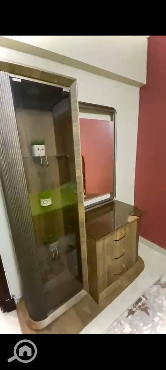 7 1e890af7-8b6a-4d58-a252-c36acdd6bc73. jpeg