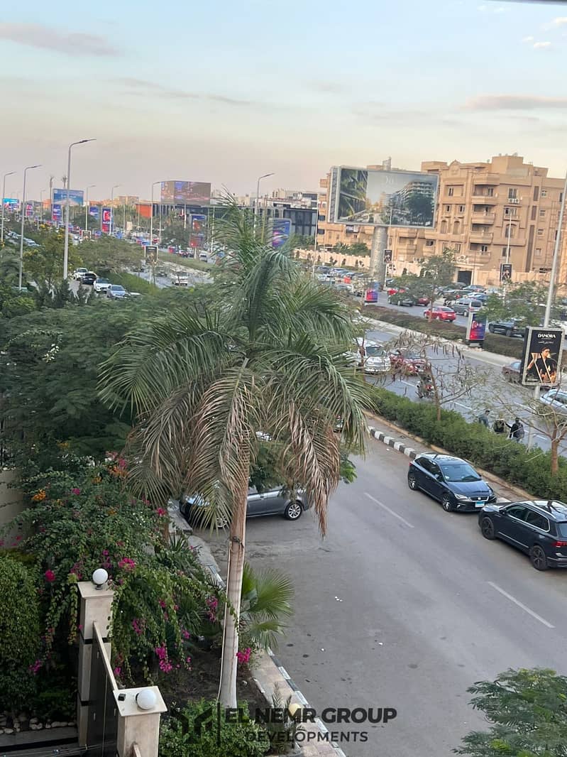 242b895c-4b51-43ea-aa7a-bfa6f40c89e9. jpg 242b895c-4b51-43ea-aa7a-bfa6f40c89e9. jpg