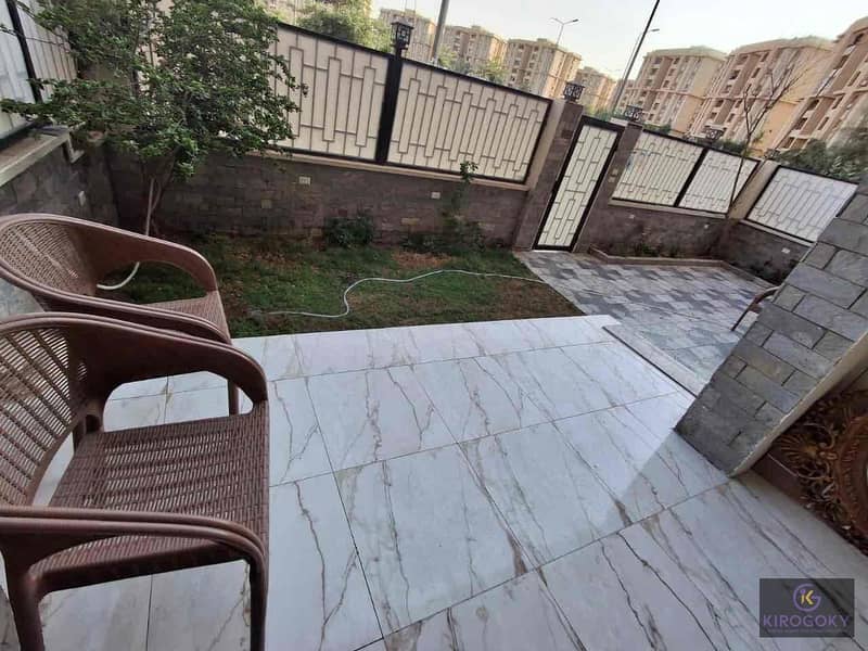 16 c477b05f-8fff-4151-b168-dde8f81a4fa0. jpg