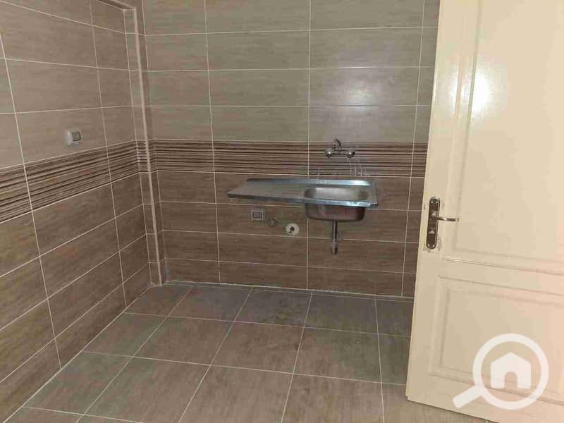 8 FB_IMG_1766065876364. jpg