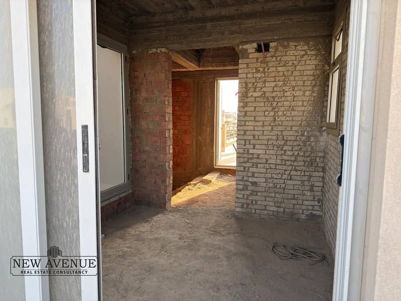 6 WhatsApp Image 2025-12-18 at 11.45. 26_bd25215e. jpg